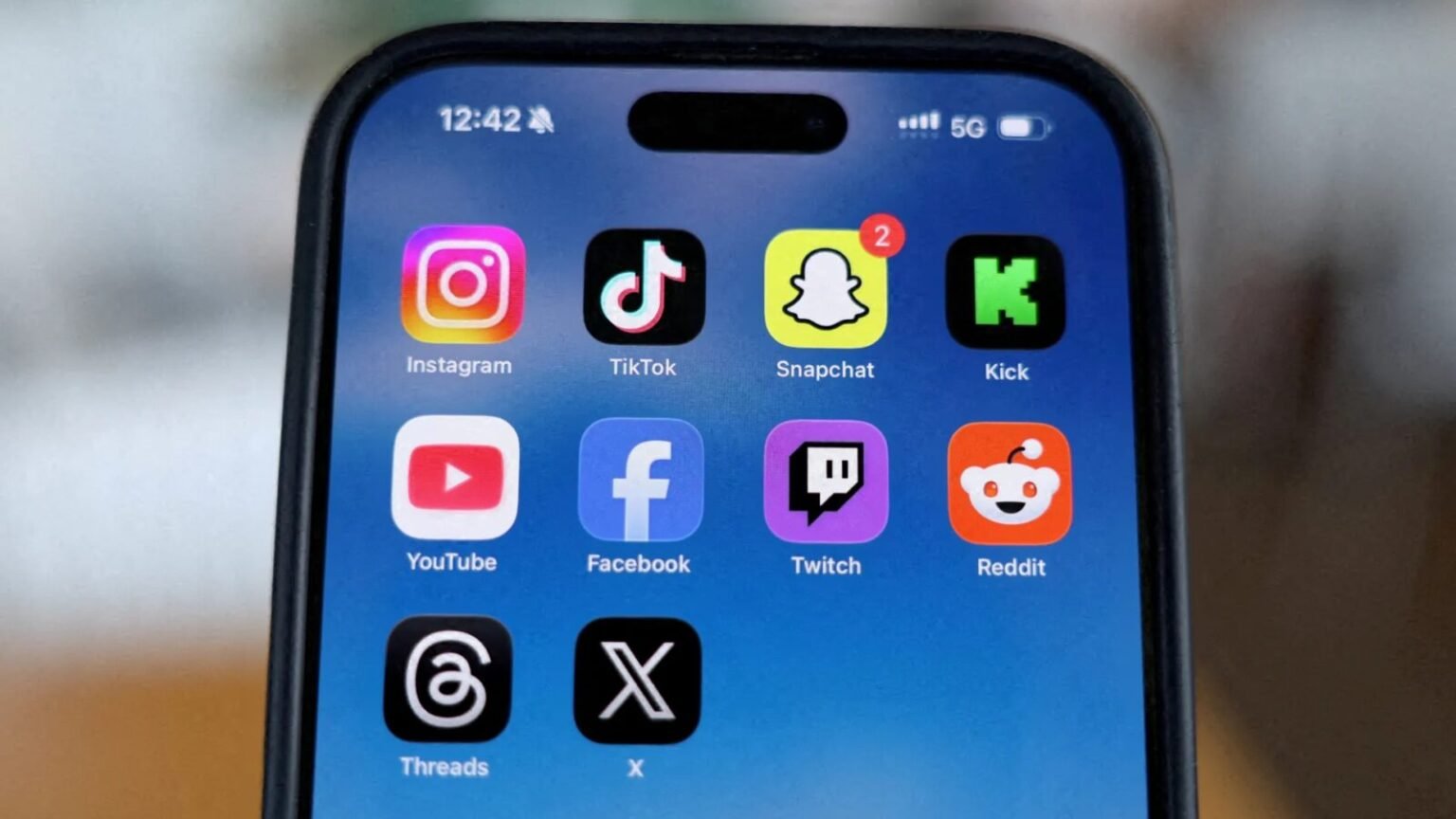 Áustria planeja proibição de redes sociais para menores de 14 anos ‘We will no longer stand by’: Austria plans social media ban for under-14s | News