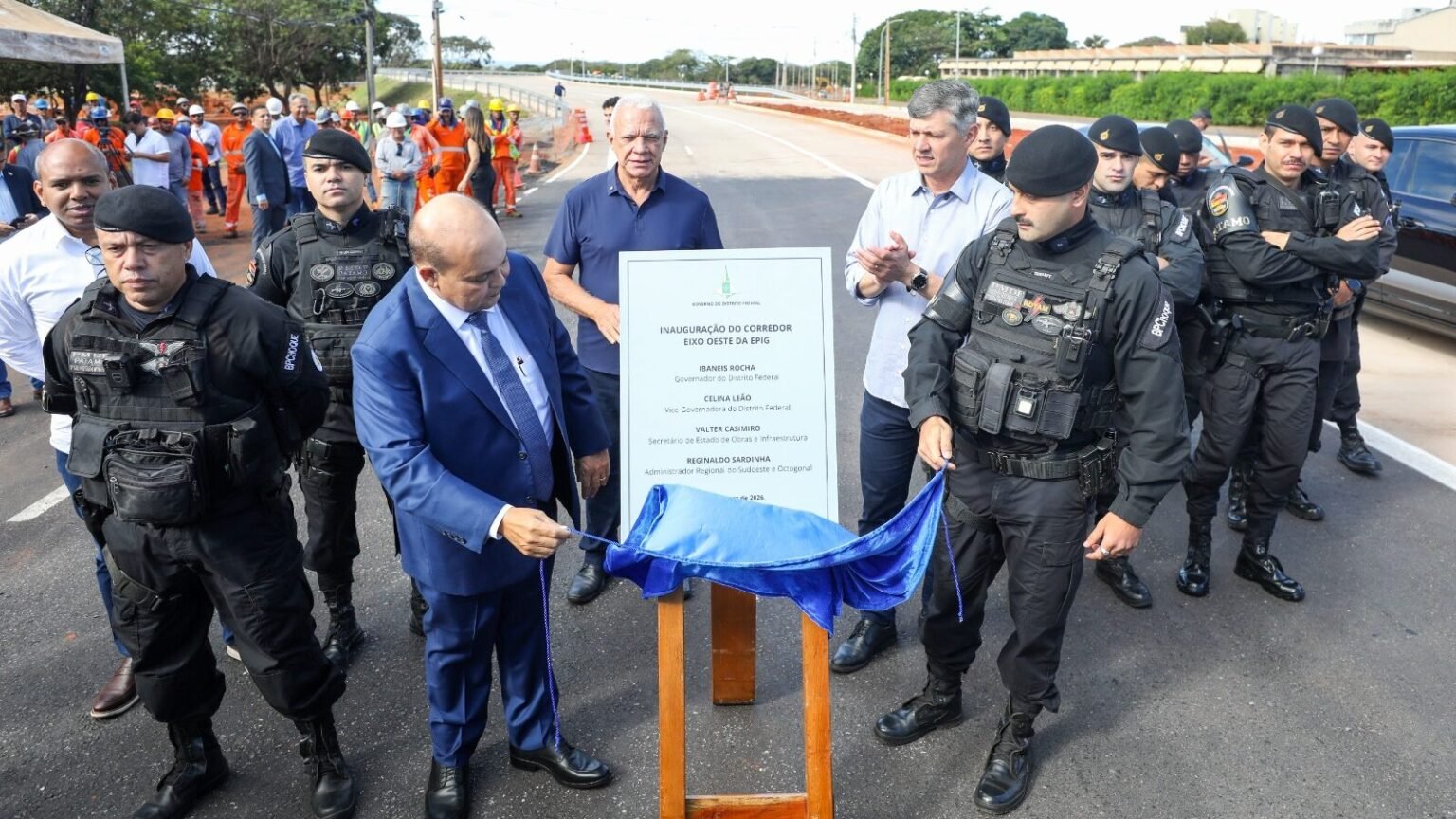 Ibaneis Rocha inaugura viaduto e libera faixas na Epig no último dia de mandato Ibaneis Rocha inaugura viaduto e libera faixas na Epig em último dia de mandato