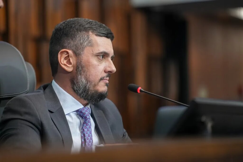 Justiça confirma prisão de Rodrigo Bacellar em audiência de custódia Justiça mantém prisão de Rodrigo Bacellar após audiência de custódia | Política