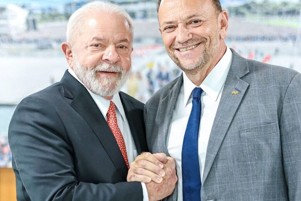 Presidente do PT já admite que MDB estará fora da aliança de Lula