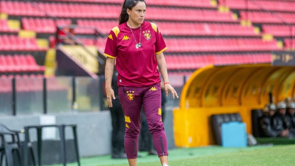 Macarena Deichler celebra confiança renovada após vitória das Leoas na Ilha Macarena Deichler destaca retomada da confiança em vitória das Leoas na Ilha