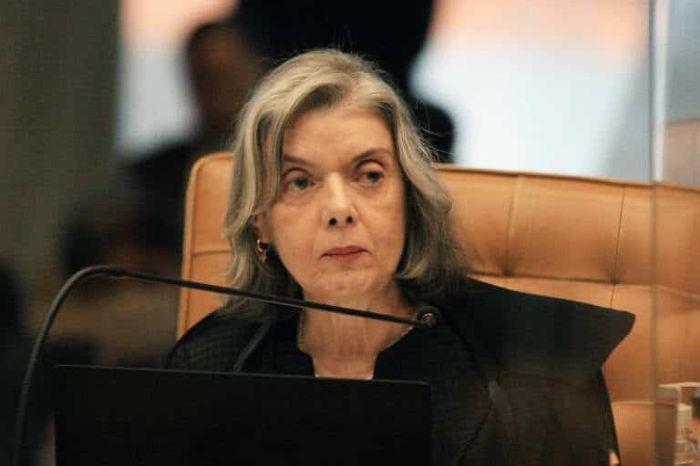 TSE marca eleições para sucessão na próxima terça-feira (14) Cármen Lúcia marca eleição no TSE para terça (14) e antecipa ritos de sucessão